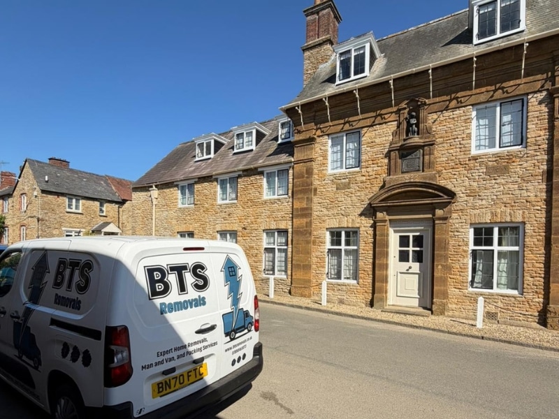 Choose Bracknell's best senior & retirement moves